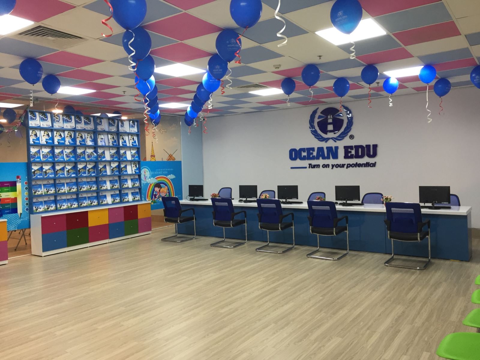 Trung tâm tiếng Anh tốt học giao tiếp cho người mất gốc